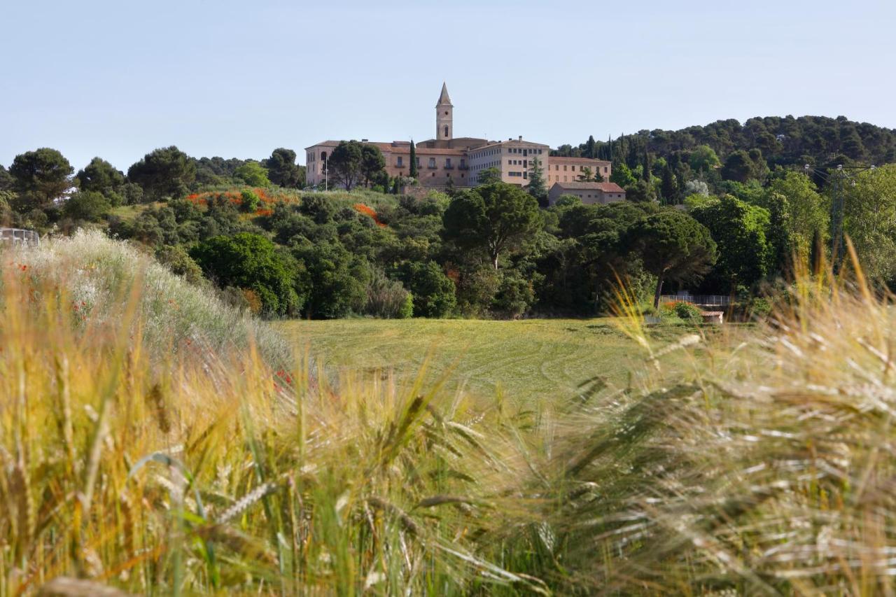 Отель Monestir De Les Avellanes Os De Balaguer Экстерьер фото